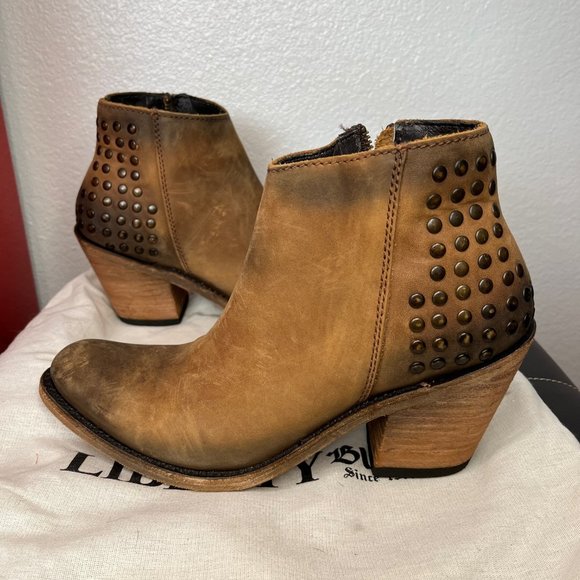 NWOT Liberty Black Studded Boots - Picture 7 of 16